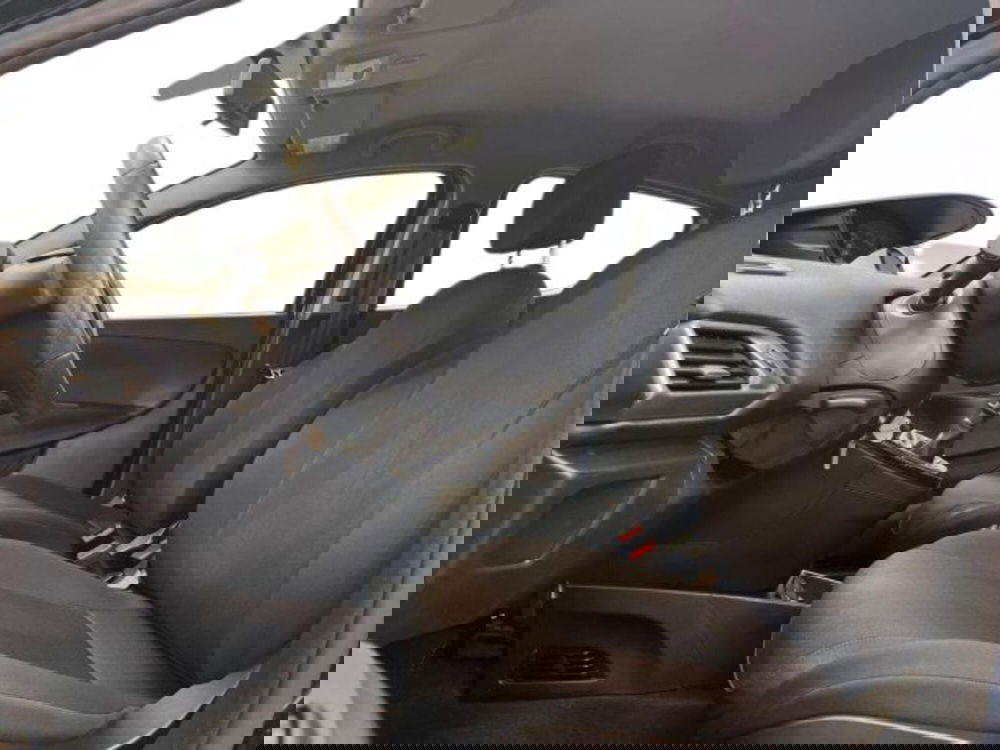 Lancia Ypsilon usata a Verona (10)