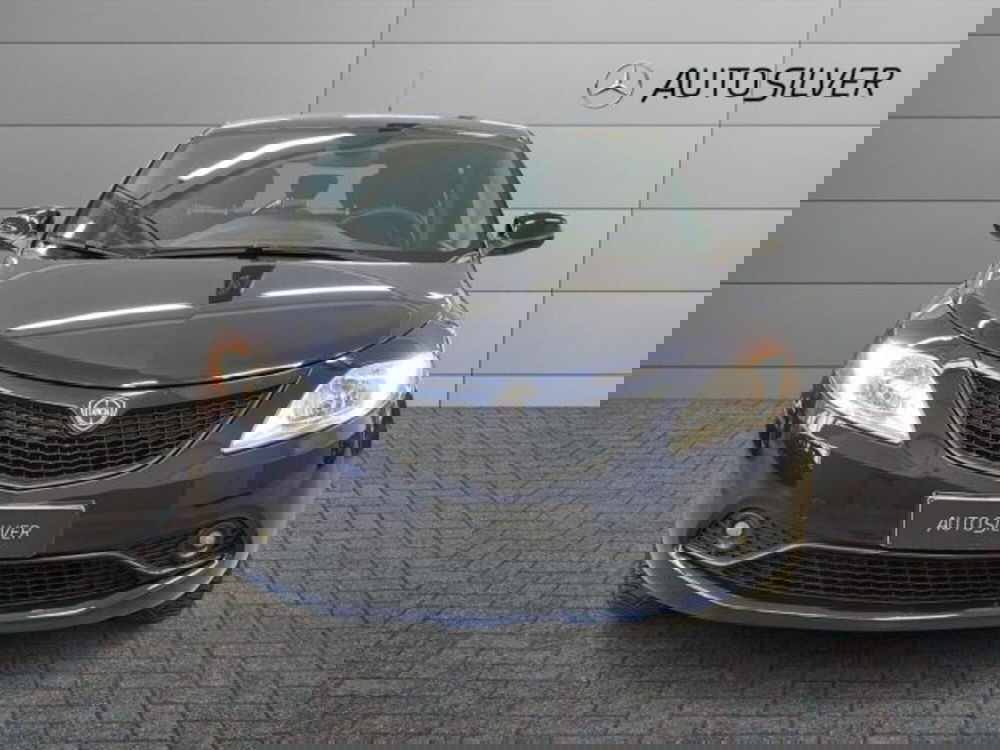 Lancia Ypsilon usata a Verona (3)