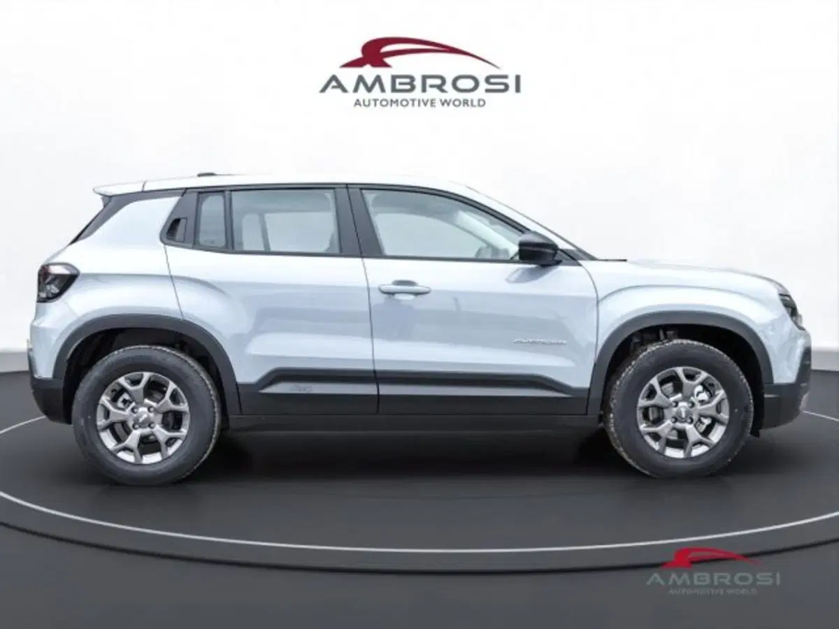 Jeep Avenger nuova a Perugia (5)