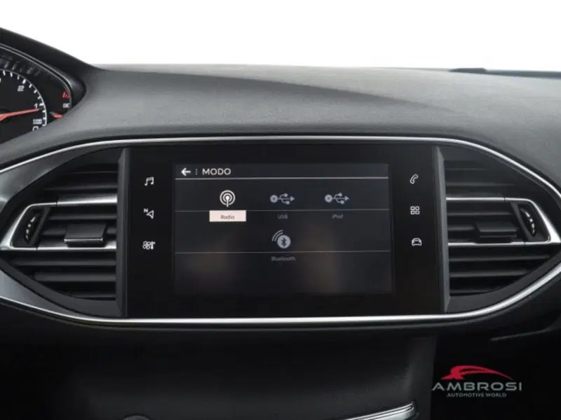 Peugeot 308 SW usata a Perugia (3)