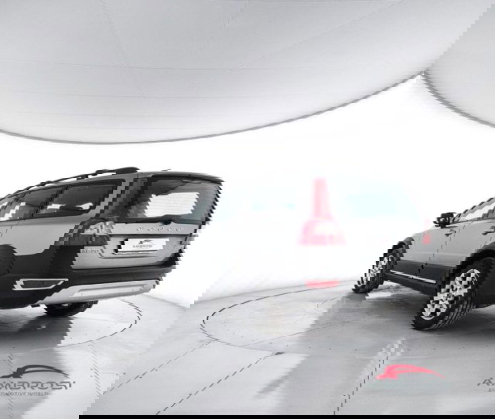 Volvo XC70 usata a Perugia (4)