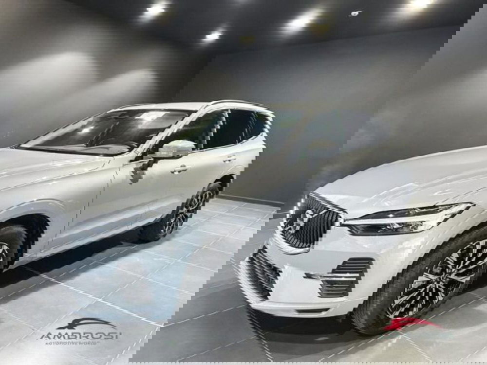 Volvo XC60 nuova a Perugia