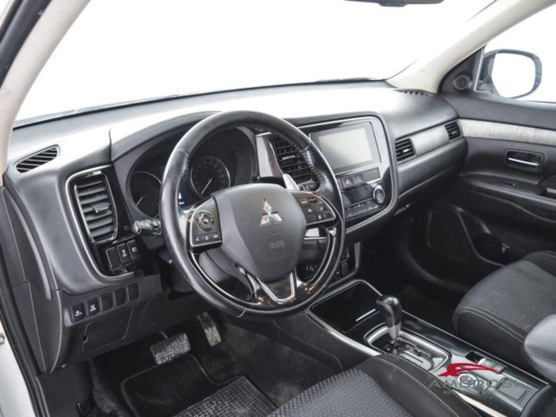 Mitsubishi Outlander usata a Perugia (8)