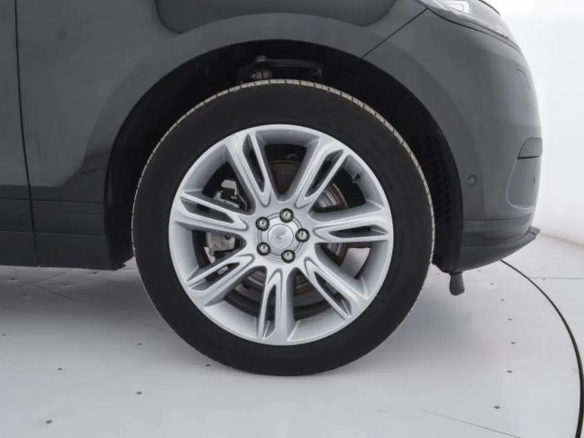 Land Rover Range Rover Velar usata a Perugia (9)
