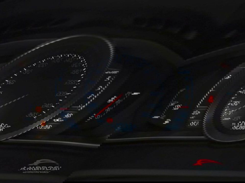 Volvo V40 Cross Country usata a Perugia (13)