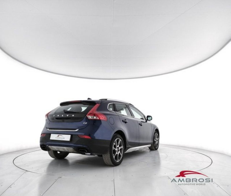 Volvo V40 Cross Country usata a Perugia (3)