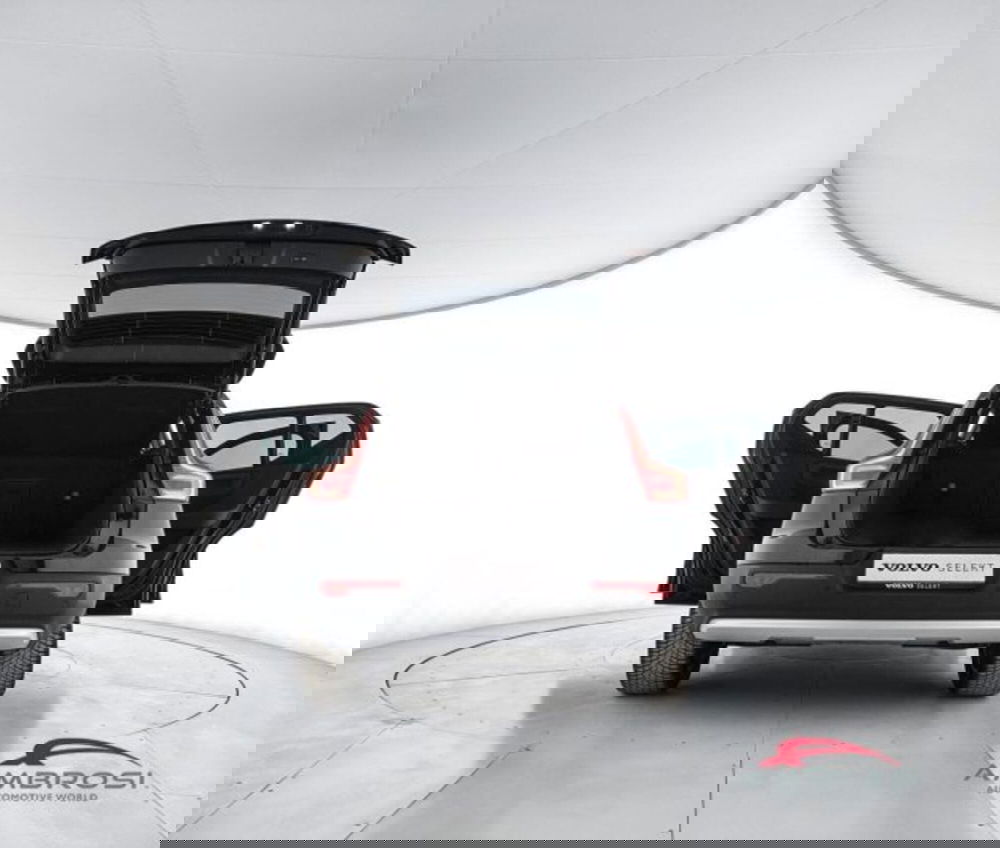 Volvo XC40 usata a Perugia (7)