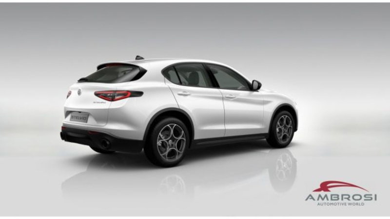 Alfa Romeo Stelvio nuova a Perugia (3)