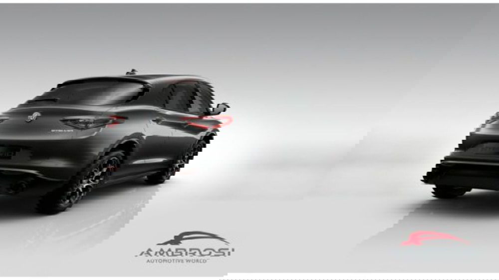 Alfa Romeo Stelvio nuova a Perugia (4)