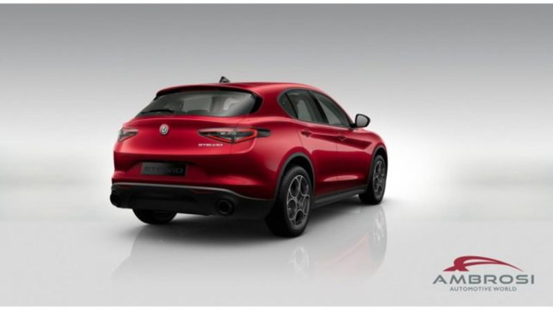Alfa Romeo Stelvio nuova a Perugia (4)