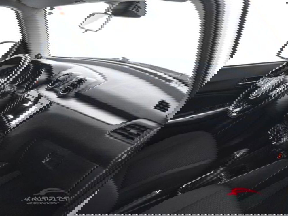 Suzuki Swift usata a Perugia (12)