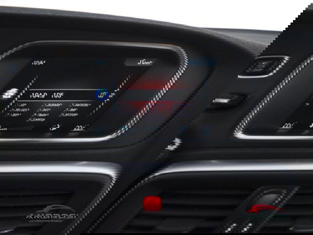 Volvo V40 Cross Country usata a Perugia (14)