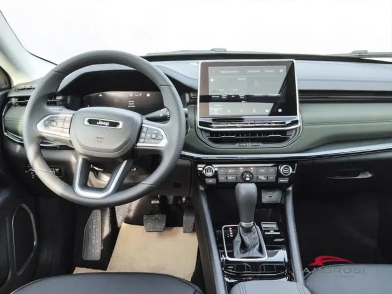 Jeep Compass nuova a Perugia (15)