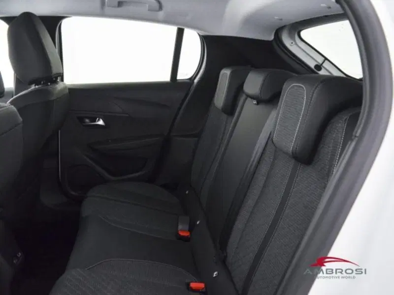 Peugeot 208 usata a Perugia (10)