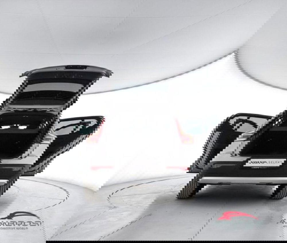 Volvo XC40 usata a Perugia (7)