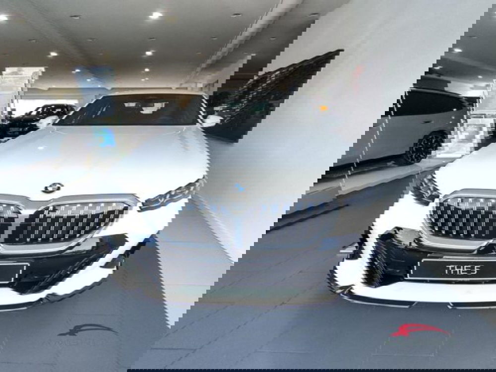 BMW Serie 5 nuova a Perugia (5)