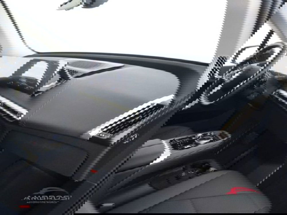 BMW iX usata a Perugia (12)