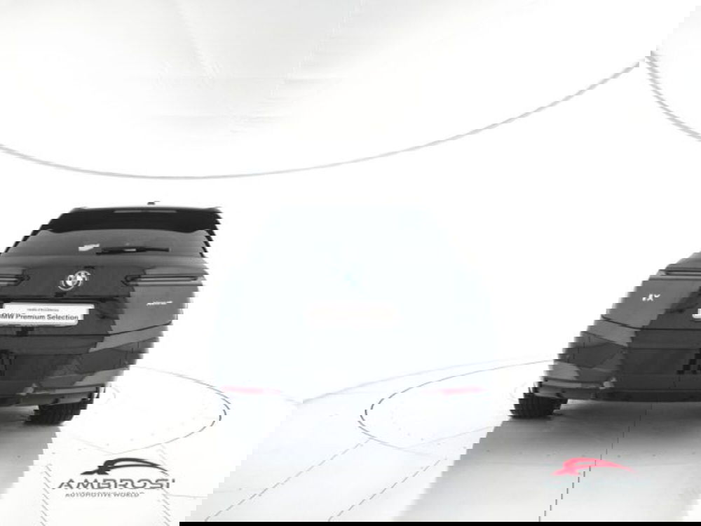 BMW iX usata a Perugia (6)