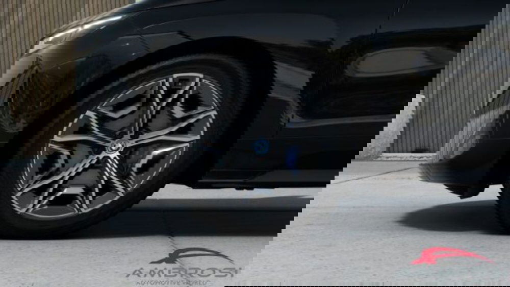 BMW iX nuova a Perugia (7)