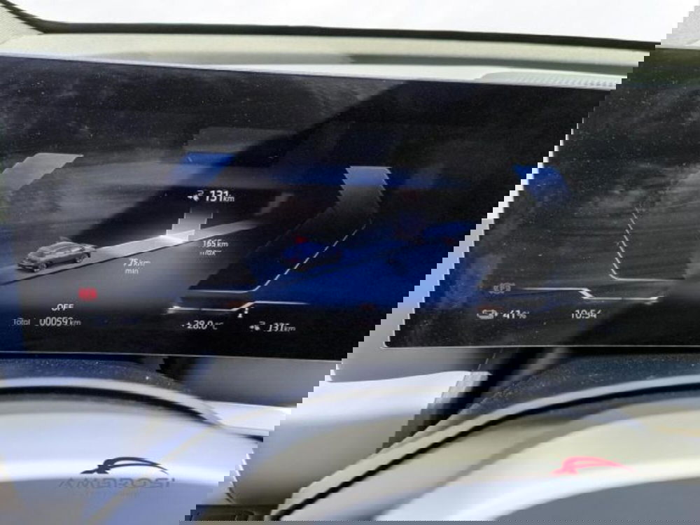 BMW iX usata a Perugia (13)