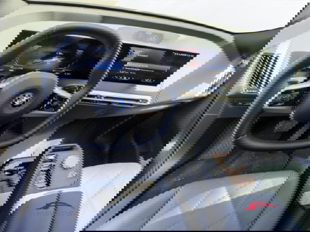 BMW iX usata a Perugia (15)