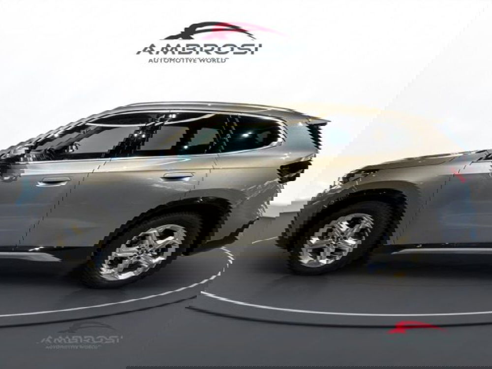 BMW iX1 nuova a Perugia (6)