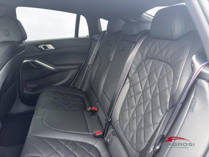 BMW X6 nuova a Perugia (10)