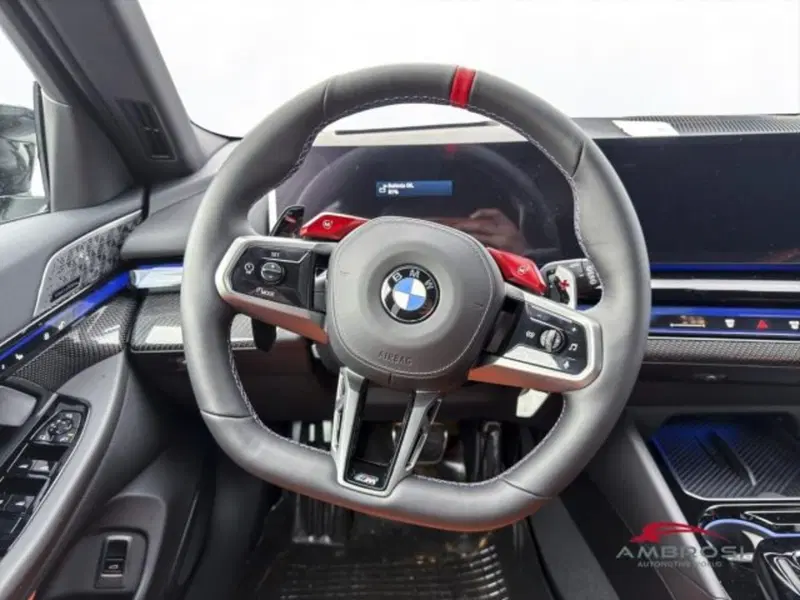 BMW Serie 5 Touring nuova a Perugia (13)