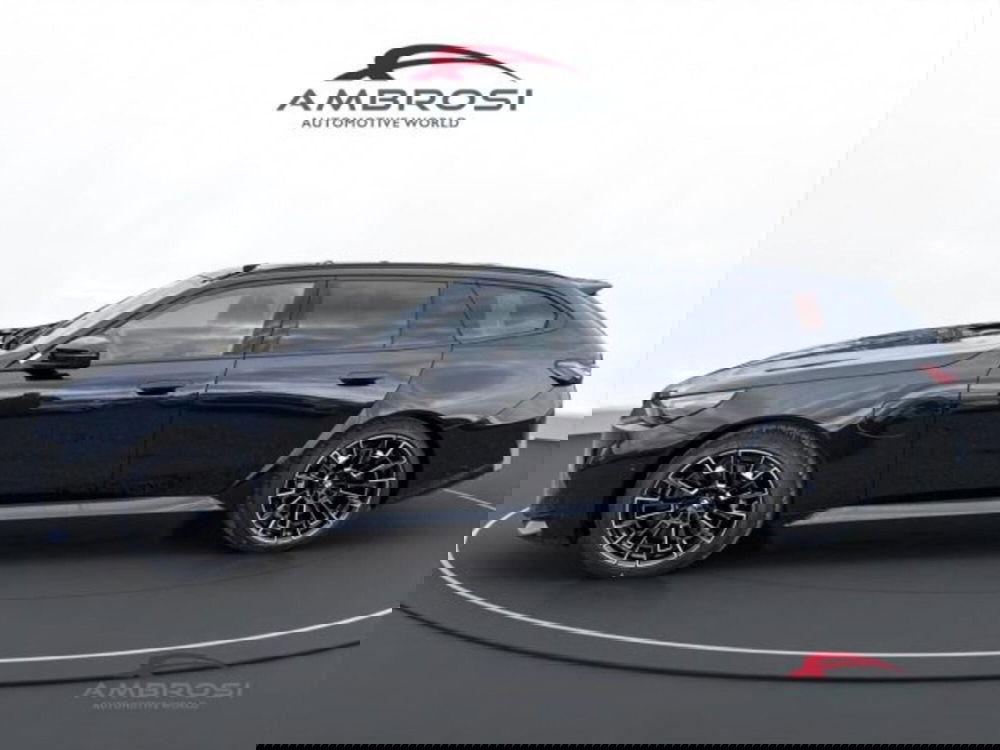 BMW Serie 5 Touring nuova a Perugia (6)