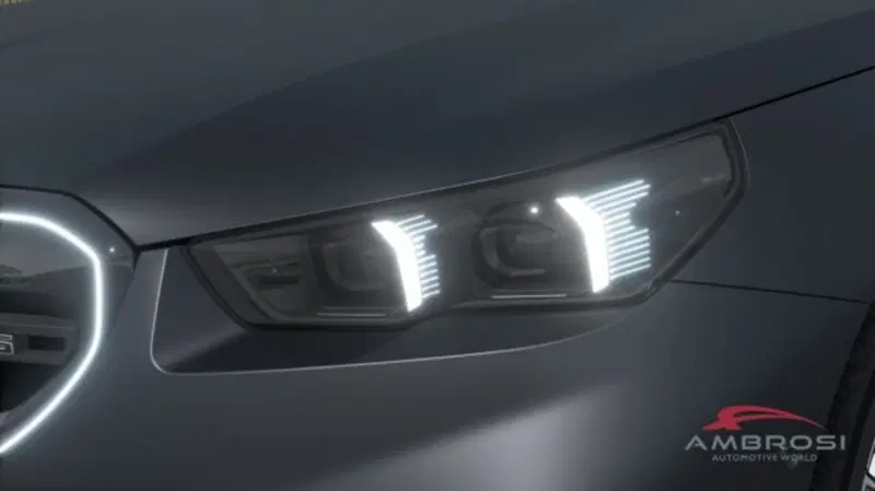 BMW Serie 5 Touring nuova a Perugia (6)