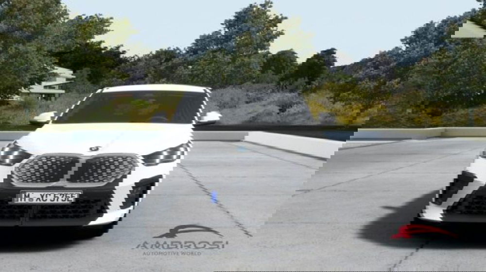 BMW iX2 nuova a Perugia (4)