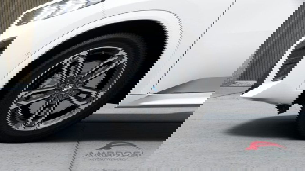 BMW iX2 nuova a Perugia (8)