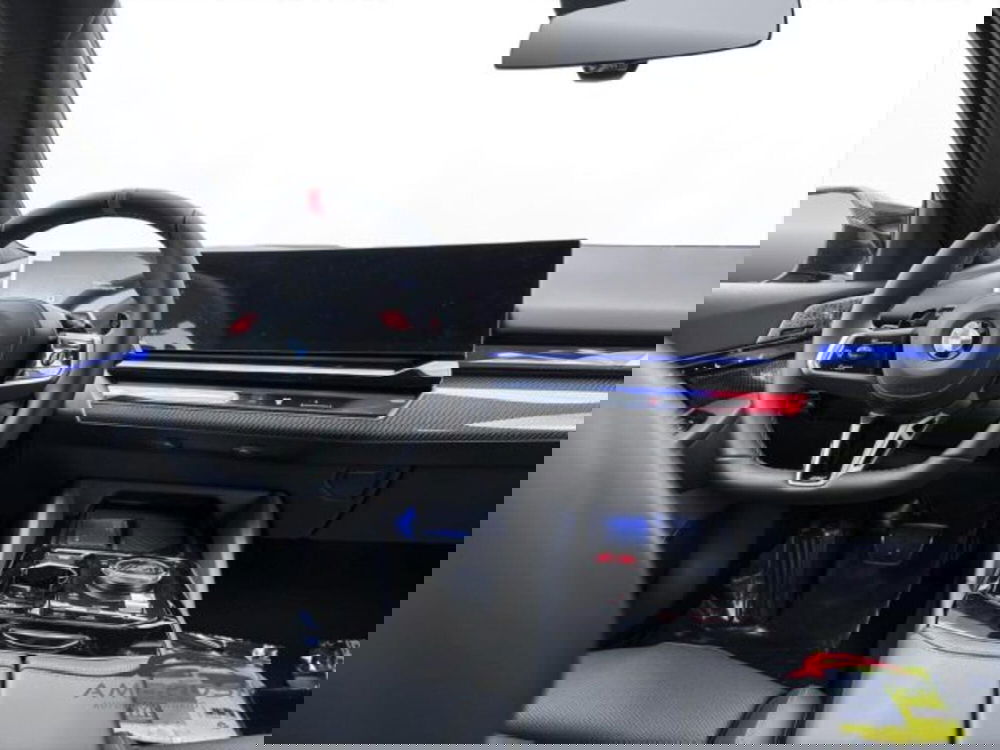 BMW Serie 5 Touring nuova a Perugia (14)