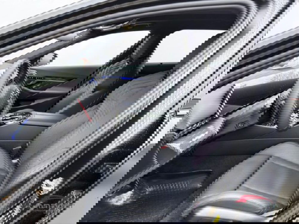 BMW Serie 5 Touring nuova a Perugia (9)