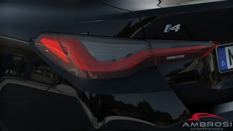 BMW i4 nuova a Perugia (7)