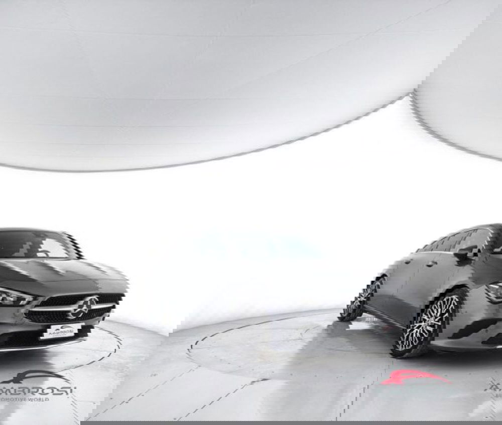 Mercedes-Benz CLA Shooting Brake usata a Perugia (2)