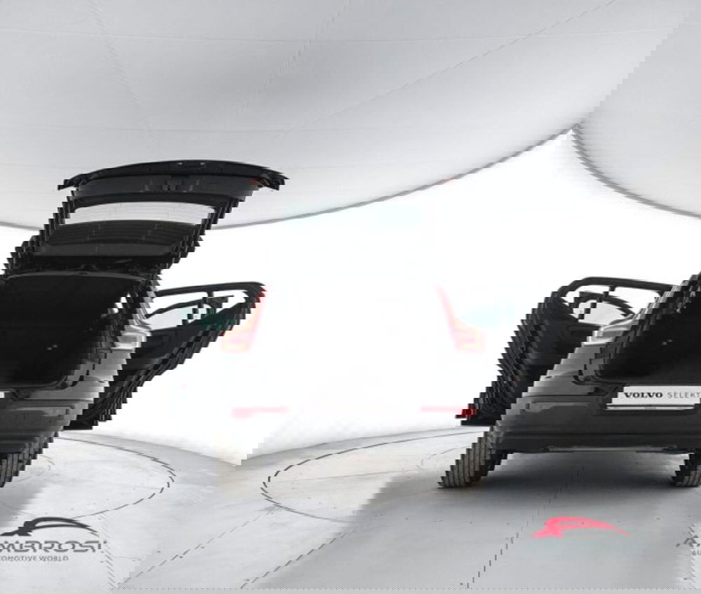 Volvo XC40 usata a Perugia (7)