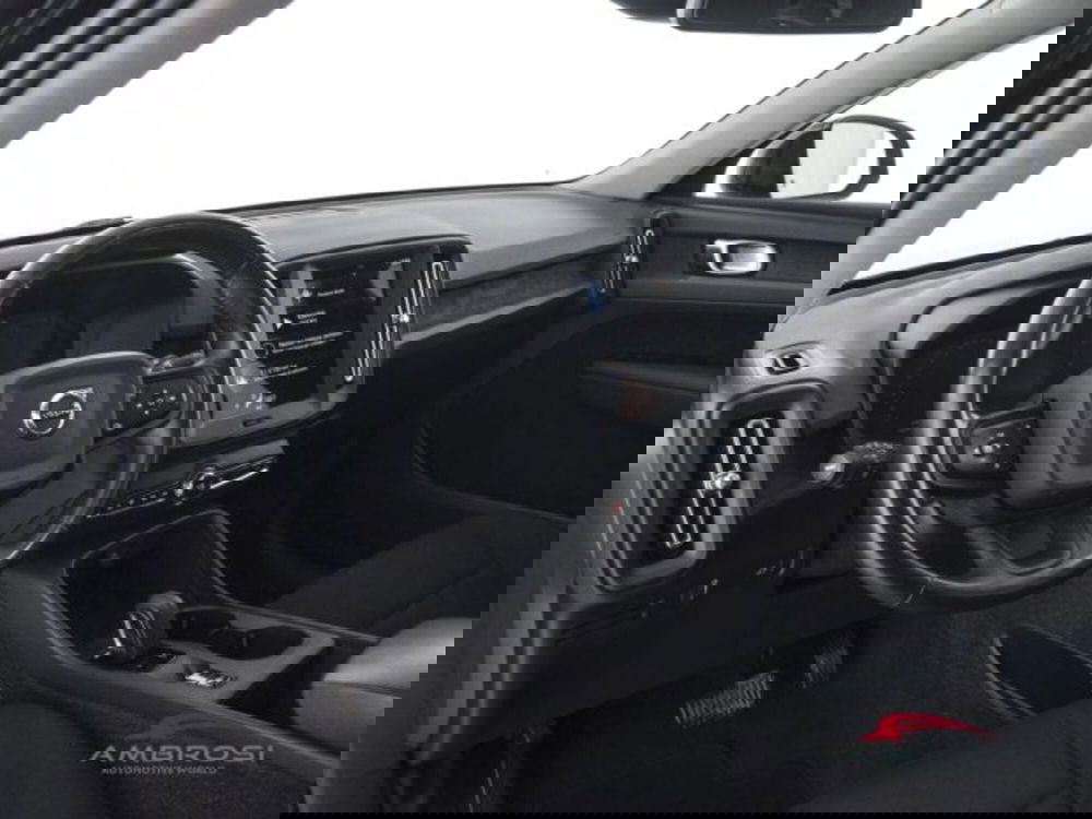 Volvo XC40 usata a Perugia (8)