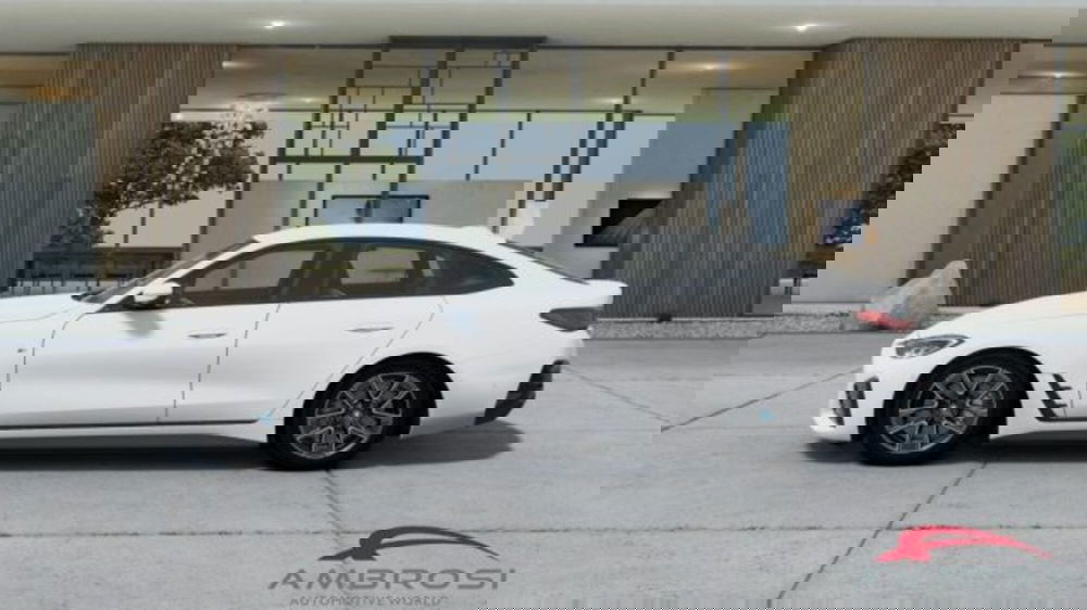 BMW i4 nuova a Perugia (4)