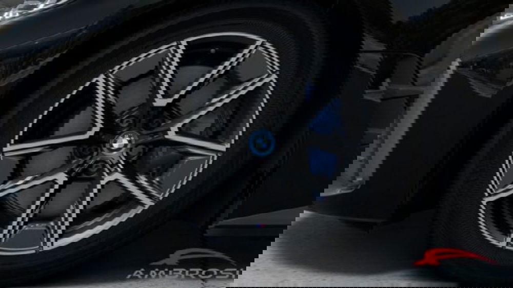 BMW i4 nuova a Perugia (7)