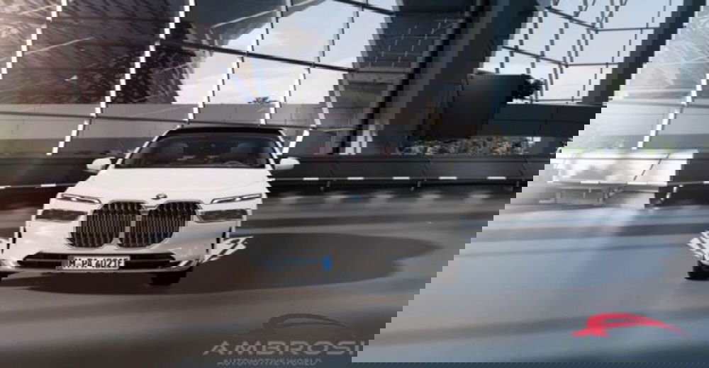 BMW i7 nuova a Perugia (7)