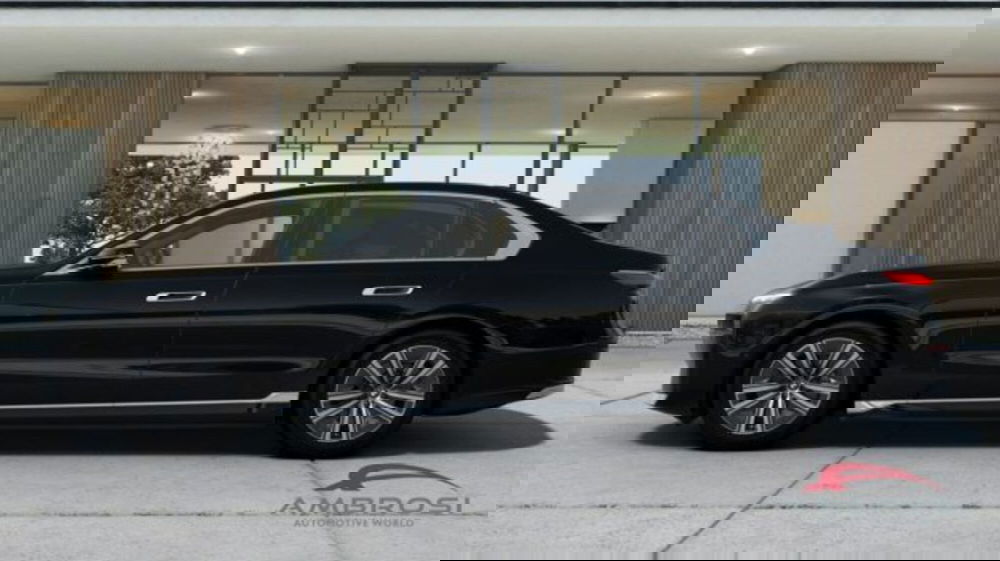 BMW i7 nuova a Perugia (3)