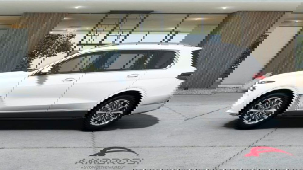 BMW X7 nuova a Perugia (4)