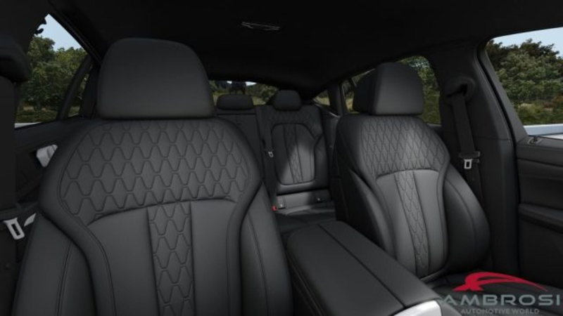 BMW X6 nuova a Perugia (9)