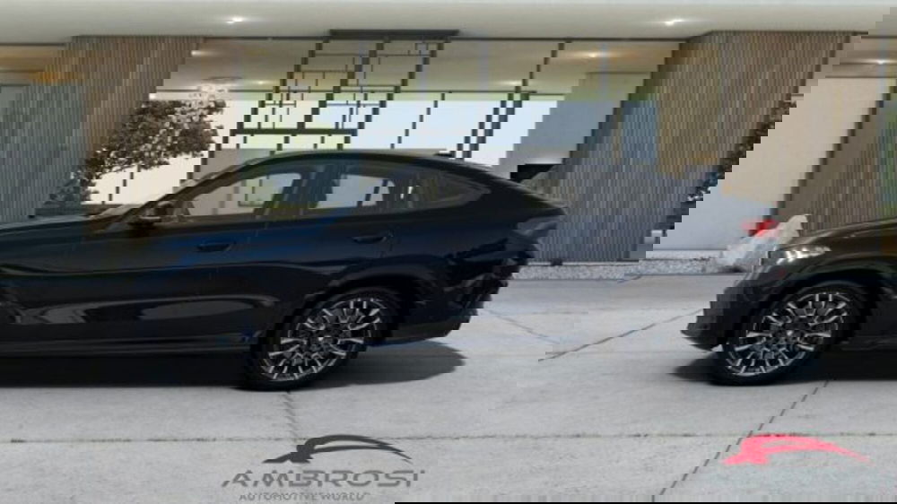 BMW X6 nuova a Perugia (3)