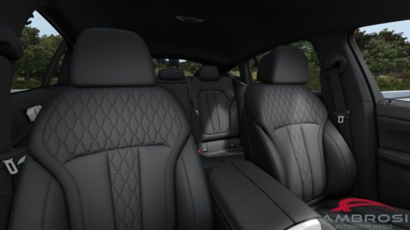 BMW X6 nuova a Perugia (9)