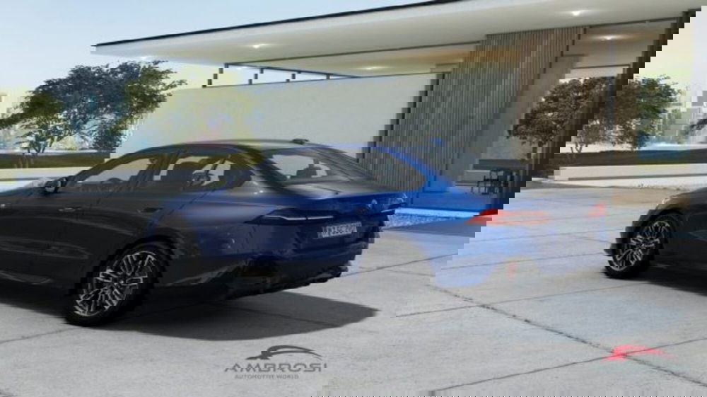 BMW Serie 5 nuova a Perugia (2)