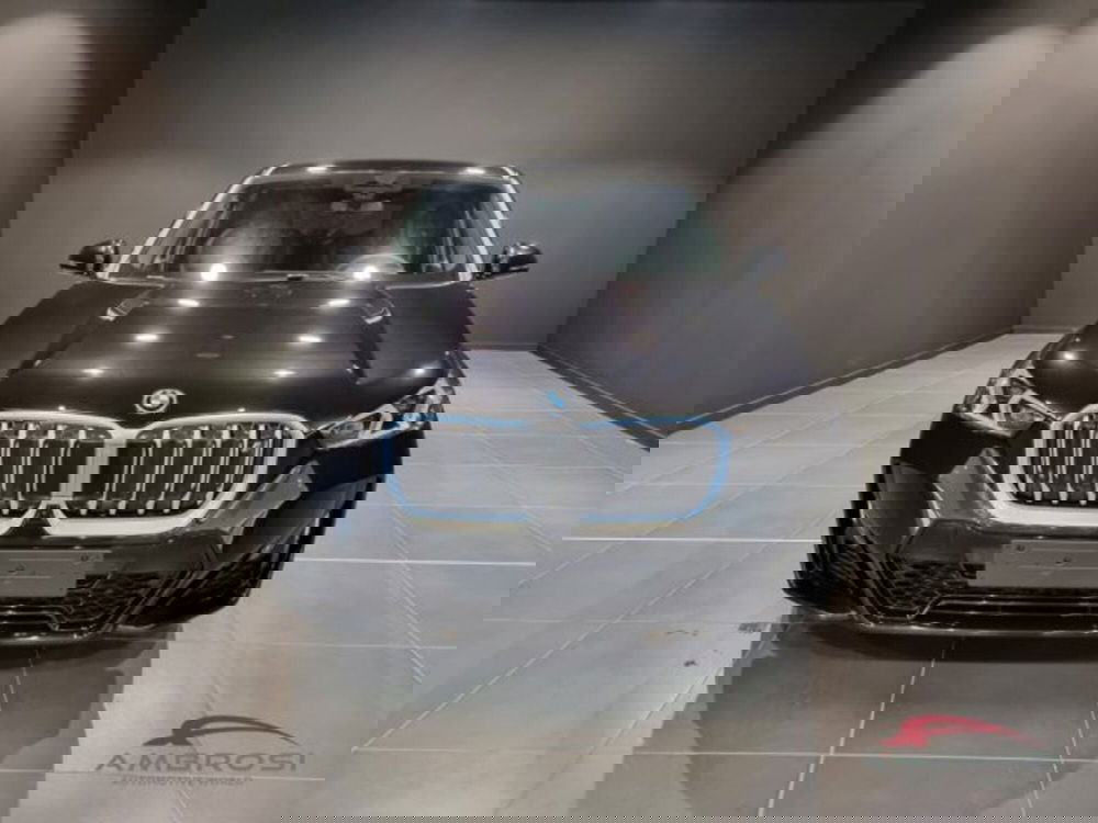 BMW iX1 nuova a Perugia (5)