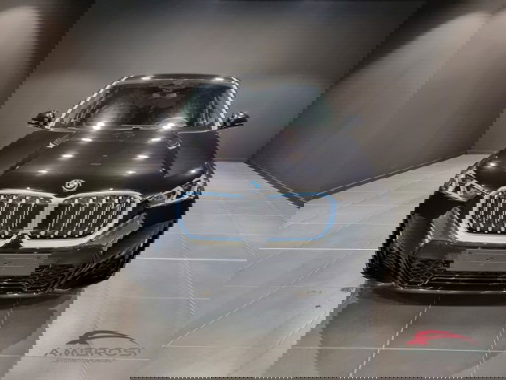 BMW iX1 nuova a Perugia (5)