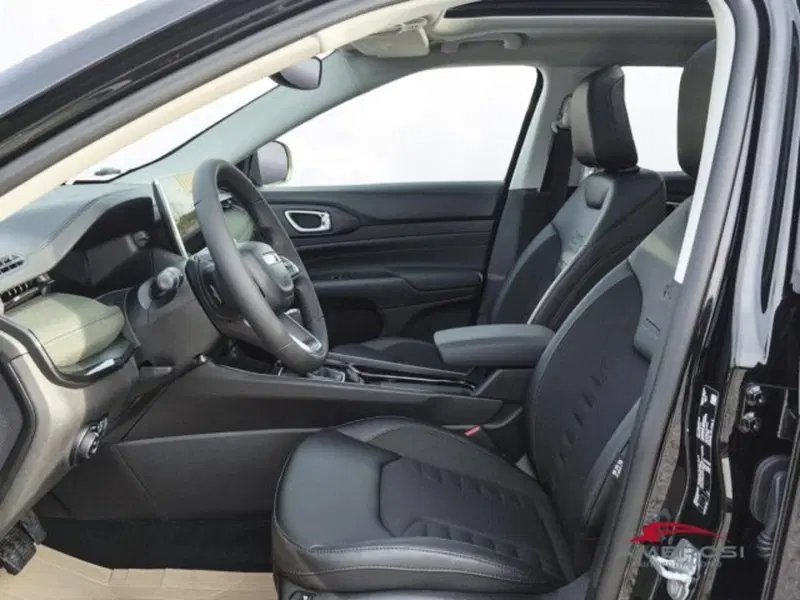 Jeep Compass nuova a Perugia (10)